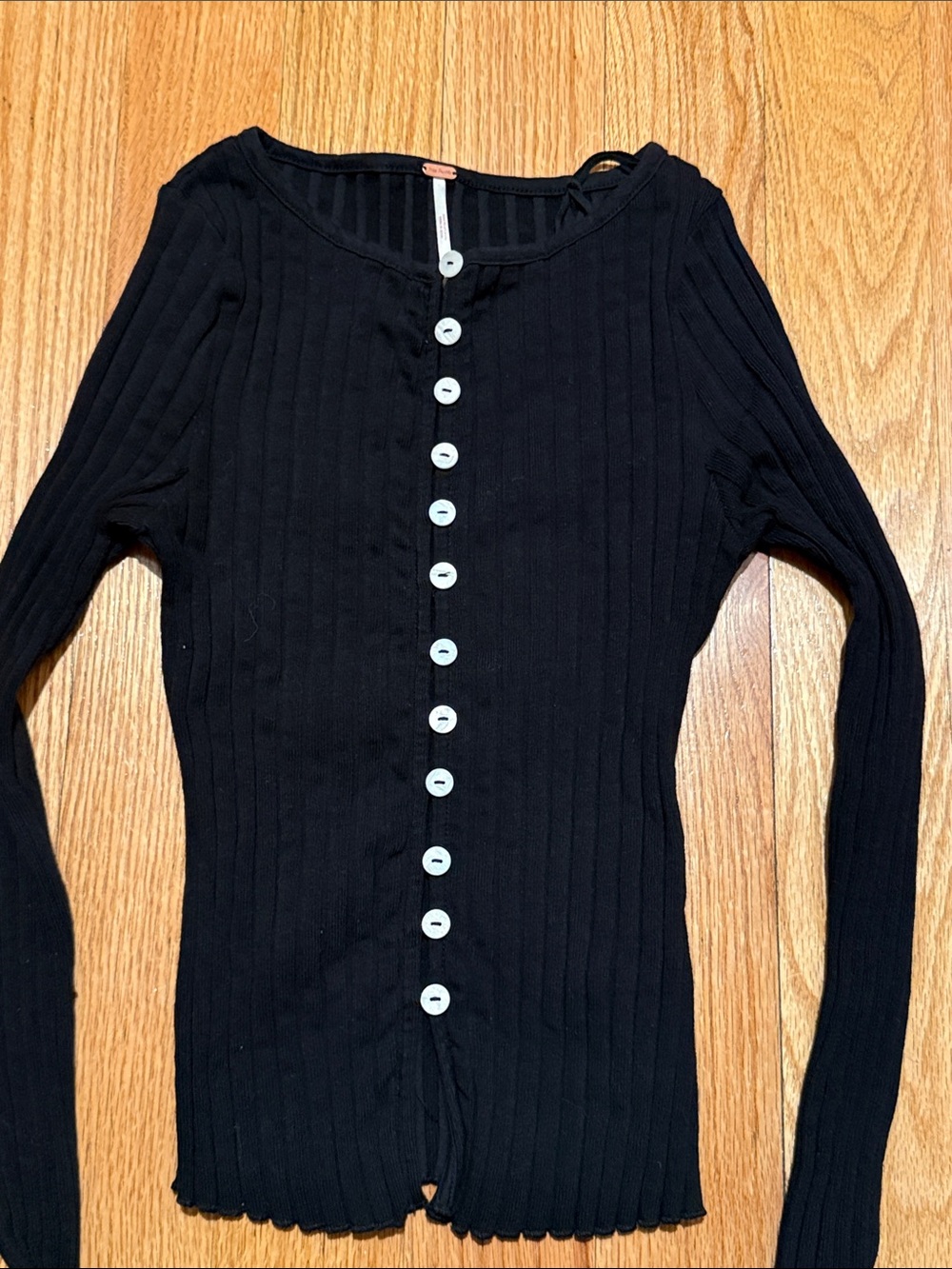 Free People Black Ribbed Button-Front Cardigan/Top Size small - Picture 4 of 10